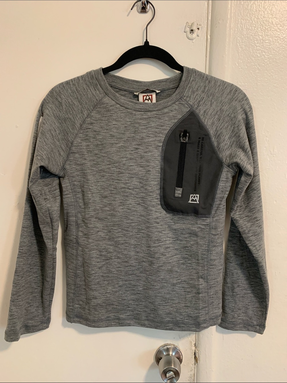 Boys bundle of (2) medium avalanche super soft long sleeves!
